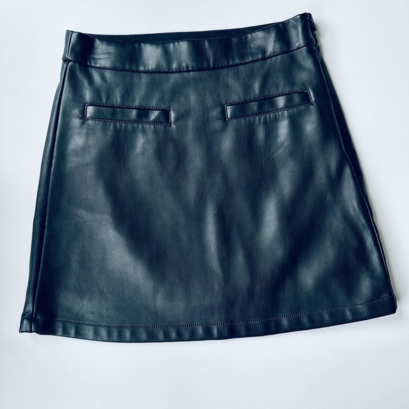 Gap Faux Leather Skirt - Picture 1 of 2
